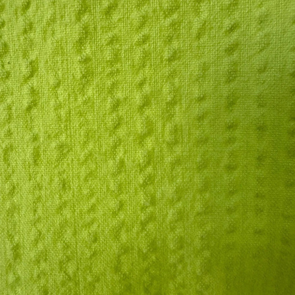 Mountain Lake PXL Chartreuse Seersucker s/s button front collared women’s shirt - Picture 3 of 10